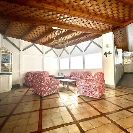 Apartamento A Pocos Metros De La Playa, Con Piscina Y Wifi Gratuito En Zonas Comunes