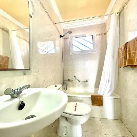 公寓 Apartamento A Pocos Metros De La Playa, Con Piscina Y Wifi Gratuito En Zonas Comunes 拉克鲁斯