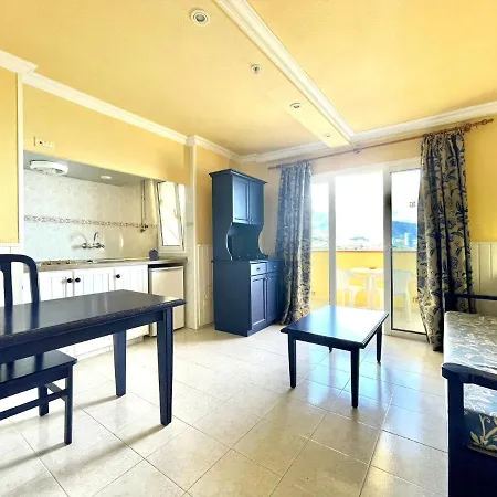 Apartamento A Pocos Metros De La Playa, Con Piscina Y Wifi Gratuito En Zonas Comunes 아파트 *