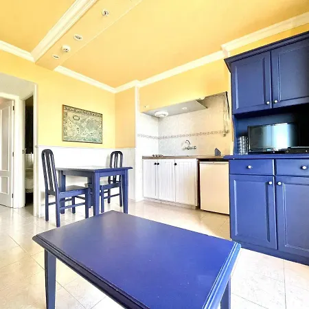 Apartamento A Pocos Metros De La Playa, Con Piscina Y Wifi Gratuito En Zonas Comunes