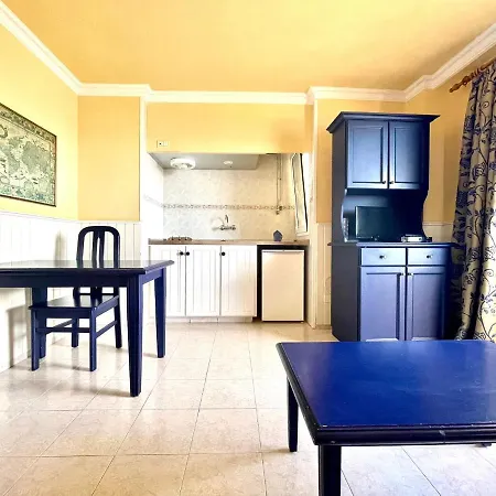 Apartamento A Pocos Metros De La Playa, Con Piscina Y Wifi Gratuito En Zonas Comunes